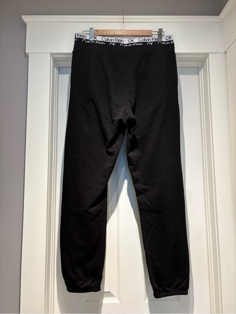 Calvin Klein (never worn) Black Logo Waistband Jogger Pants - Picture 2 of 5
